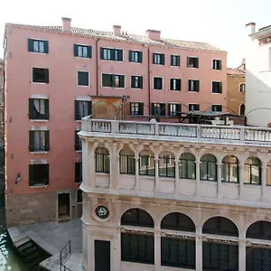 Aparthotel Corte Grimani, Venetië